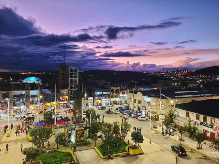 Plaza Daniel A. Carrión